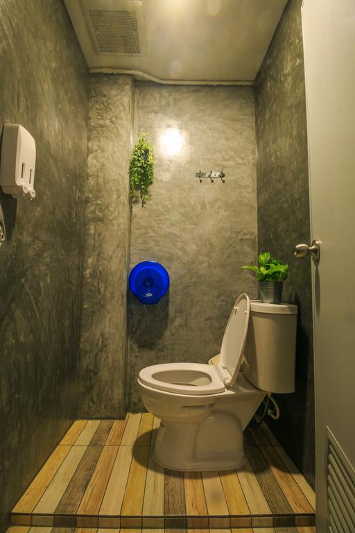 Frog House Bed & Breakfast (Adults Only) Patong Zewnętrze zdjęcie