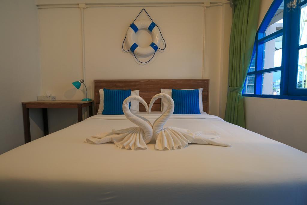 Frog House Bed & Breakfast (Adults Only) Patong Zewnętrze zdjęcie