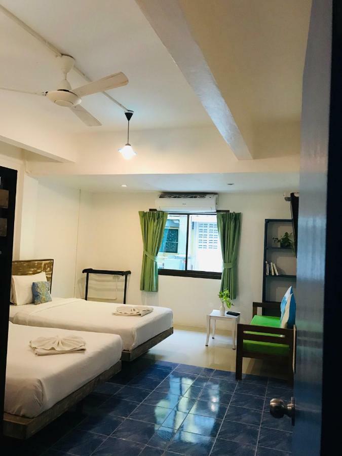 Frog House Bed & Breakfast (Adults Only) Patong Zewnętrze zdjęcie